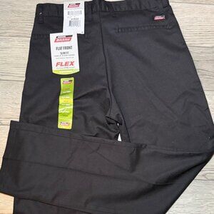 NEW! Dickies Flat Front Slim Fit 31X32 Flex Men’s Pants Straight Leg Trousers